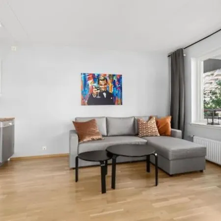 Wow, With Great Location * Oslo